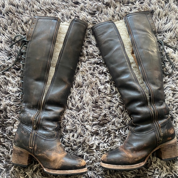 Freebird Winter Knee High Boots with Fur Lining - Picture 2 of 10